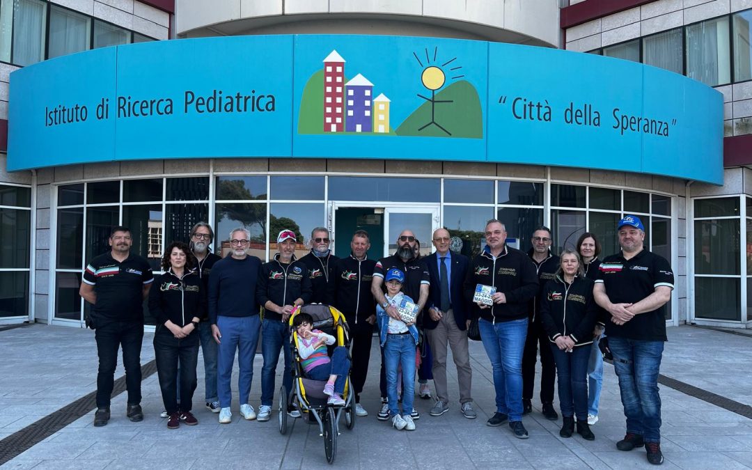 Ricerca e solidarietà: A.R.C. CCMotorday dona una nuova cappa Biohazard ai laboratori IRP